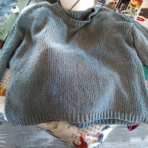 Sweater size M